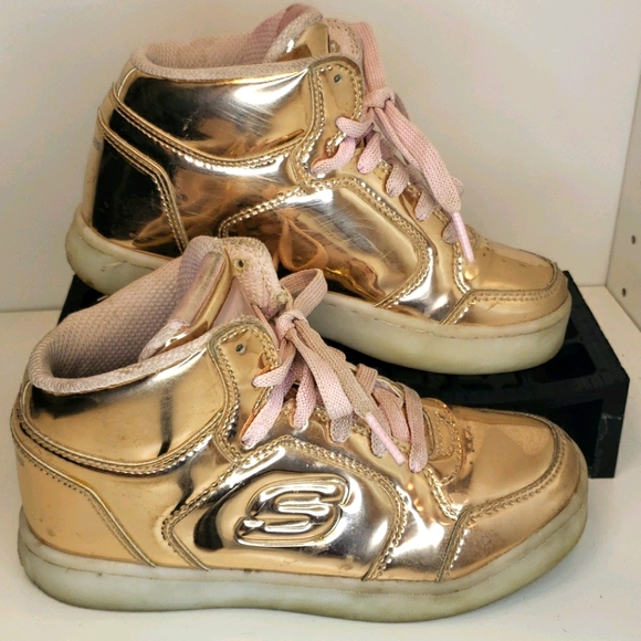 Rose gold light up sketchers size 13 - Picture 2 of 6
